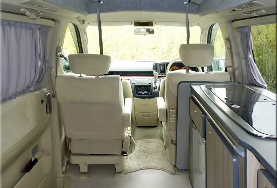 Nissan Elgrand Campervan Conversion 2020
