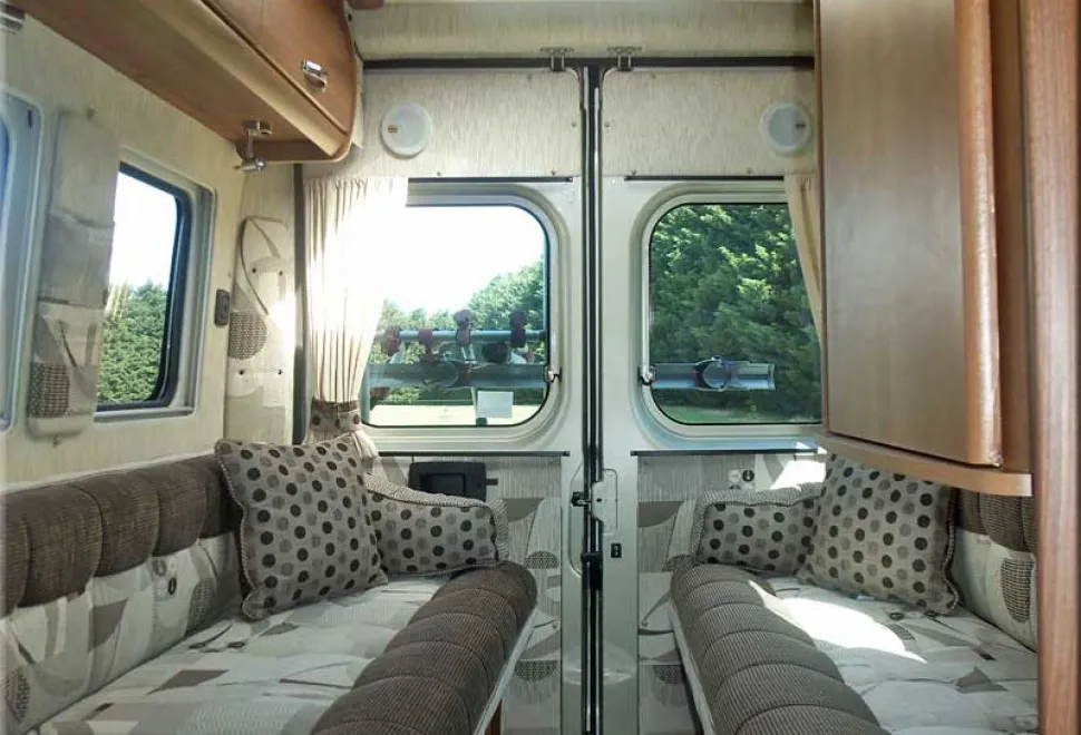 Auto-Sleepers Warwick Duo Peugeot Boxer 2013