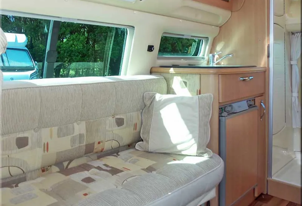 Auto-Sleepers Topaz Volkswagen Transporter 2010