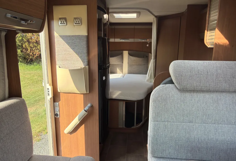 Burstner Nexxo T660  2012