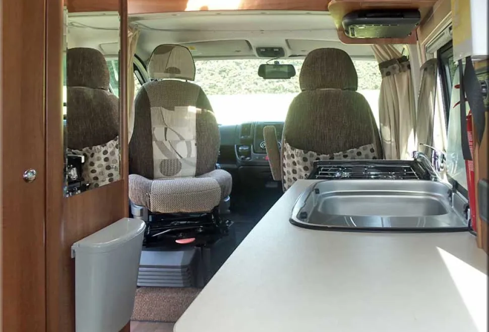 Auto-Sleepers Warwick Duo Peugeot Boxer 2013