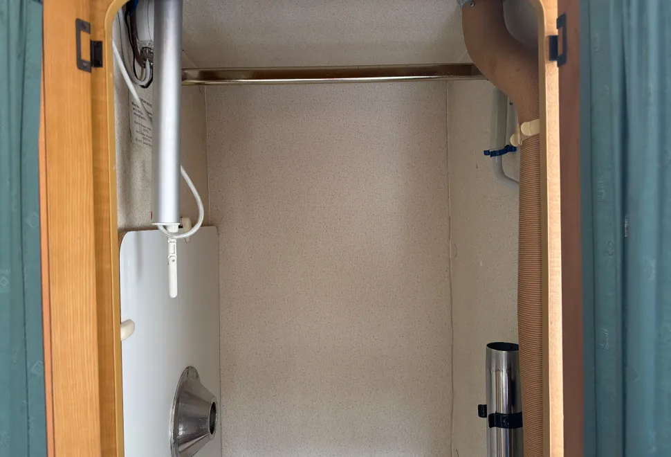Auto-Trail Tracker SE 2003