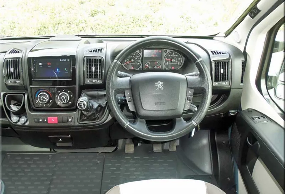 Auto-Sleepers Symbol Peugeot Boxer 2018