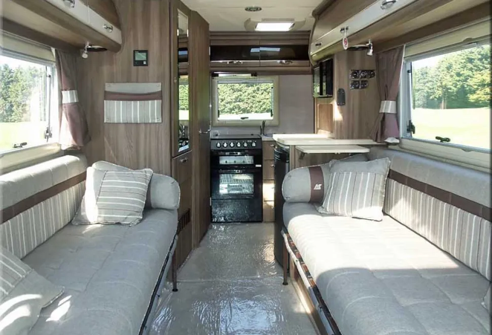 Auto-Sleepers Broadway EK TB LP Peugeot Boxer 2018