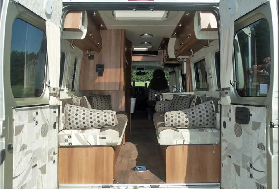 Auto-Sleepers Warwick Duo Peugeot Boxer 2013