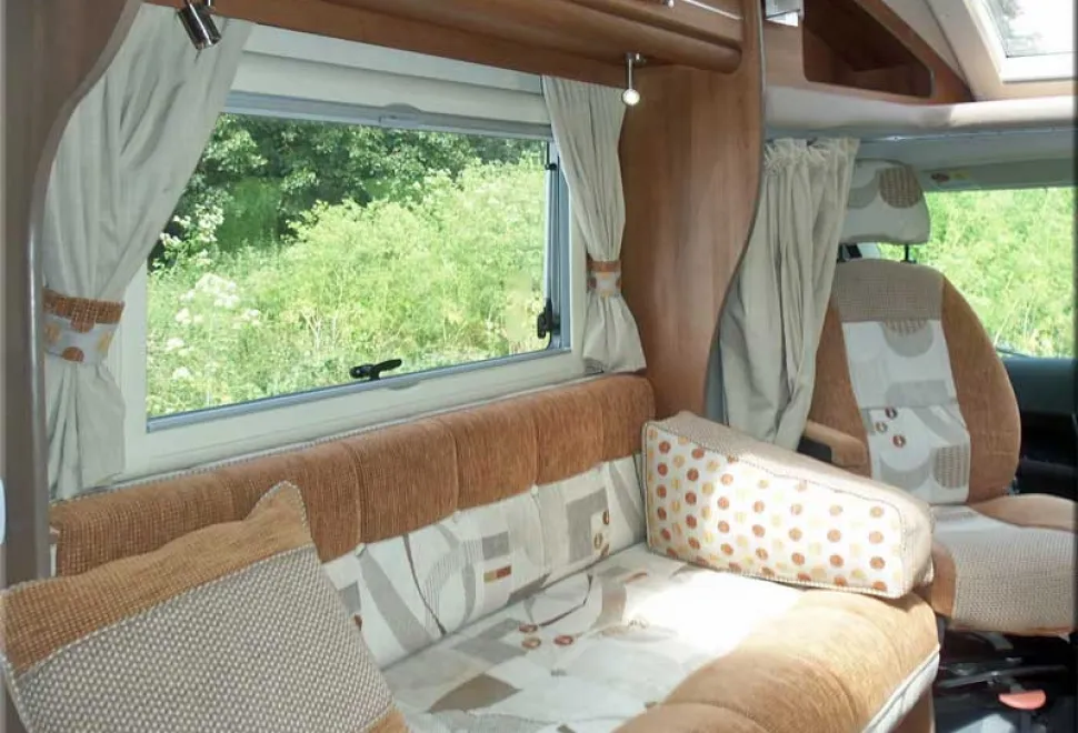 Auto-Sleepers Broadway FB Peugeot Boxer 2014