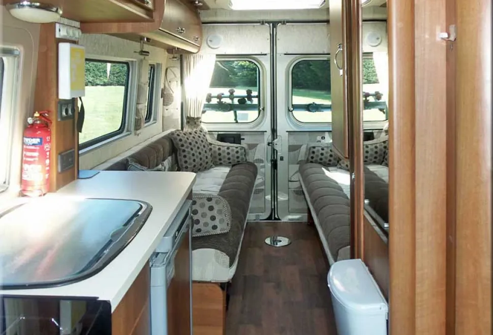Auto-Sleepers Warwick Duo Peugeot Boxer 2013