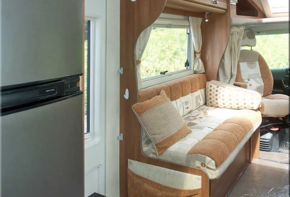 Auto-Sleepers Broadway FB Peugeot Boxer 2014