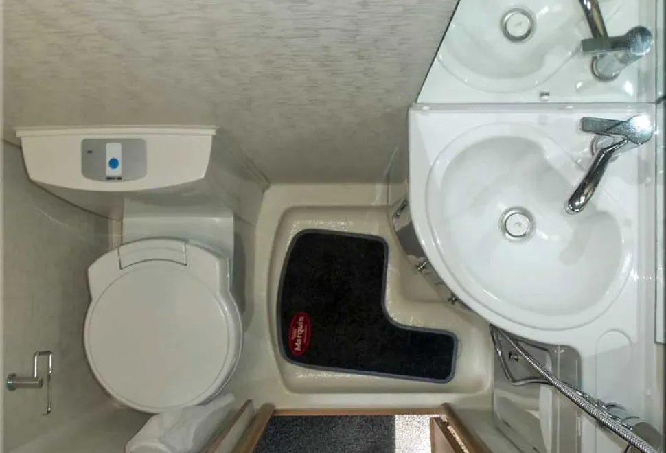Elddis Majestic 140 Peugeot Boxer 2015