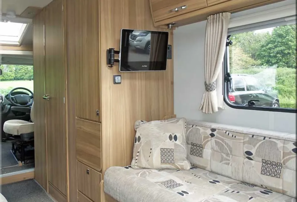 Elddis Majestic 140 Peugeot Boxer 2015