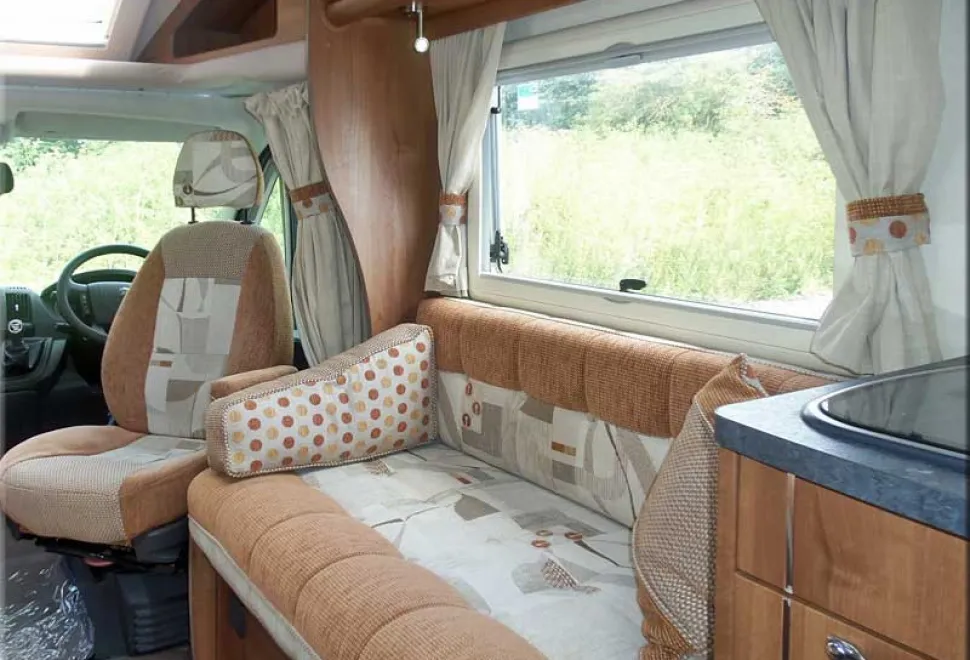 Auto-Sleepers Broadway FB Peugeot Boxer 2014