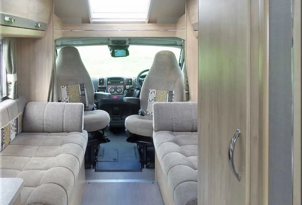Elddis Autoquest 115 Evolution Peugeot Boxer 2017