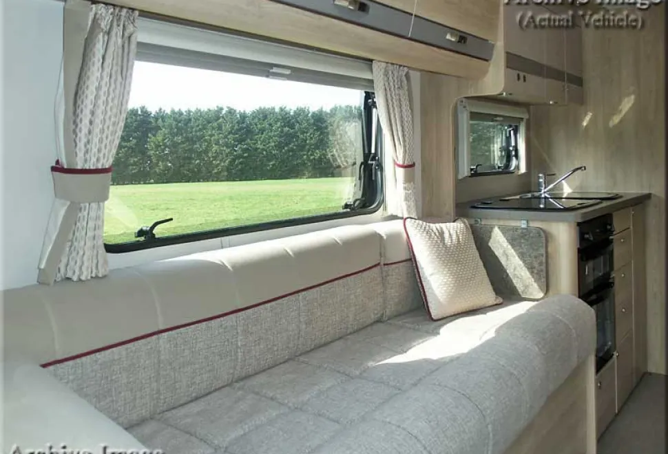 Elddis Majestic 175 Peugeot Boxer 2017
