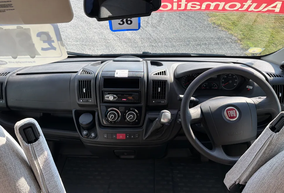 Burstner Nexxo T660  2012