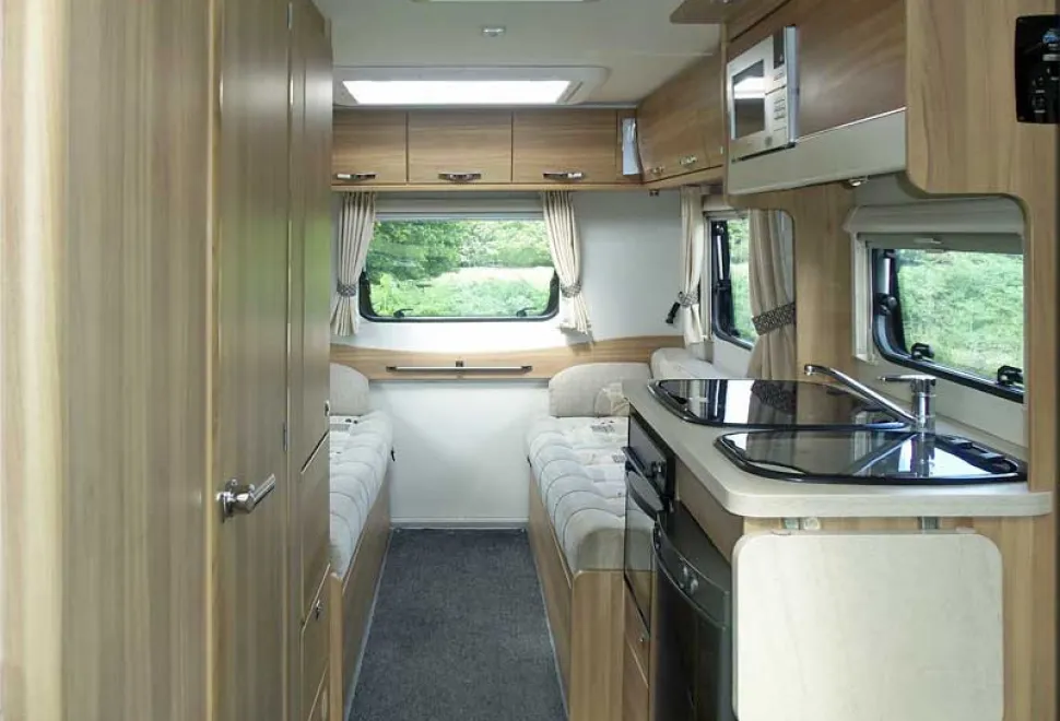 Elddis Majestic 140 Peugeot Boxer 2015