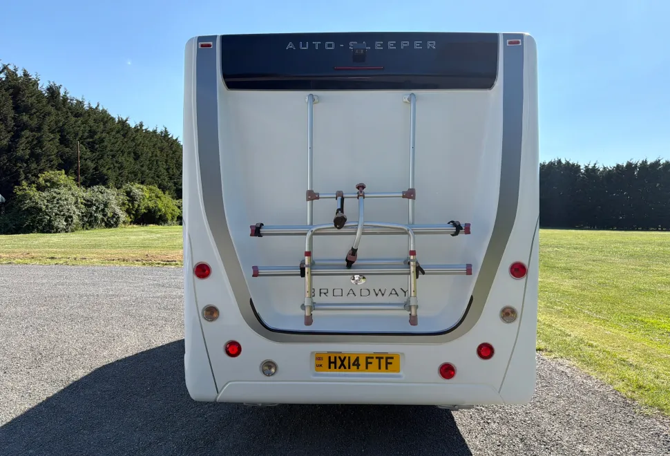 Peugeot Boxer Auto Sleeper Broadway FB 2014