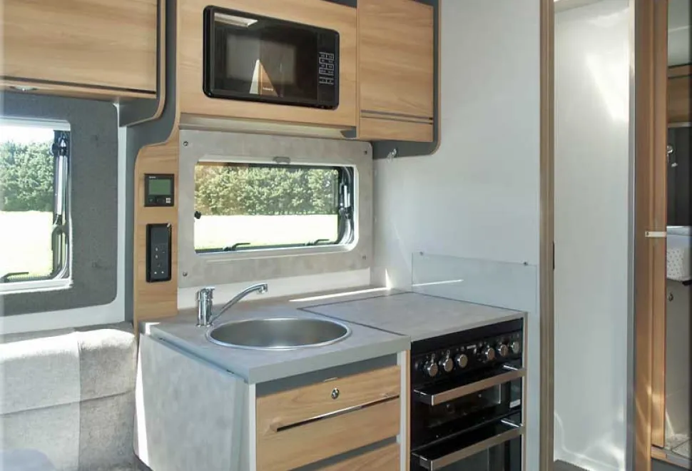 Bailey Adamo 75-4T Ford Transit EcoBlue 2023