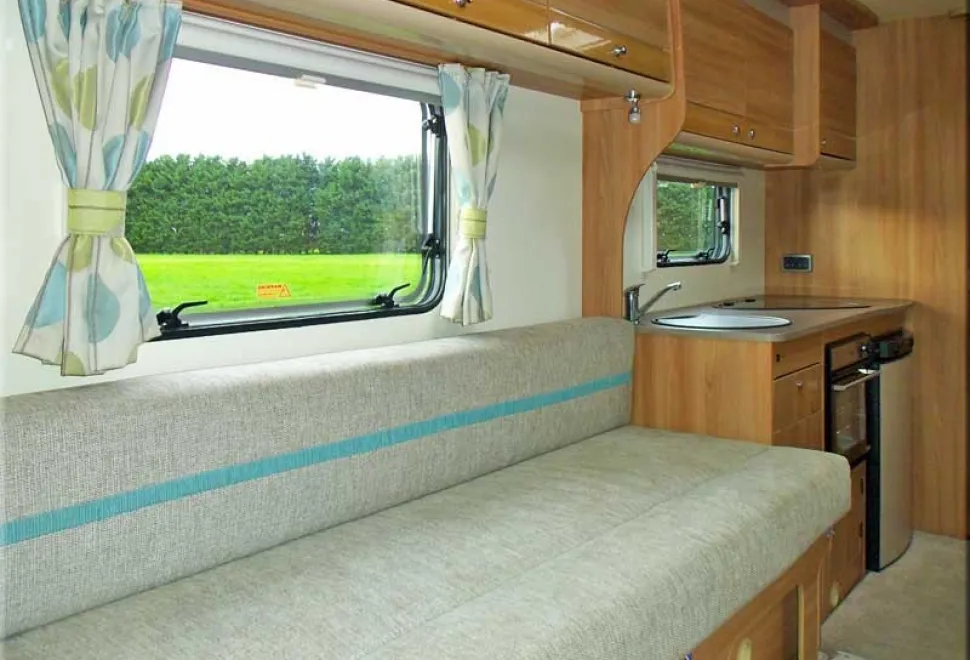 Bailey Approach Advance 635 Peugeot Boxer 2017