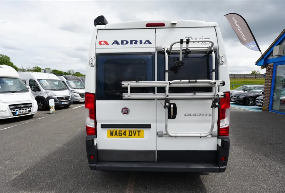 Adria Twin 600 SP 2015