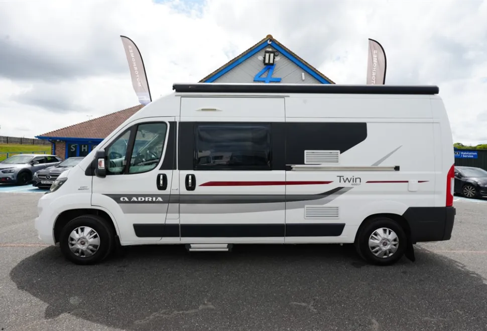 Adria Twin 600 SP 2015