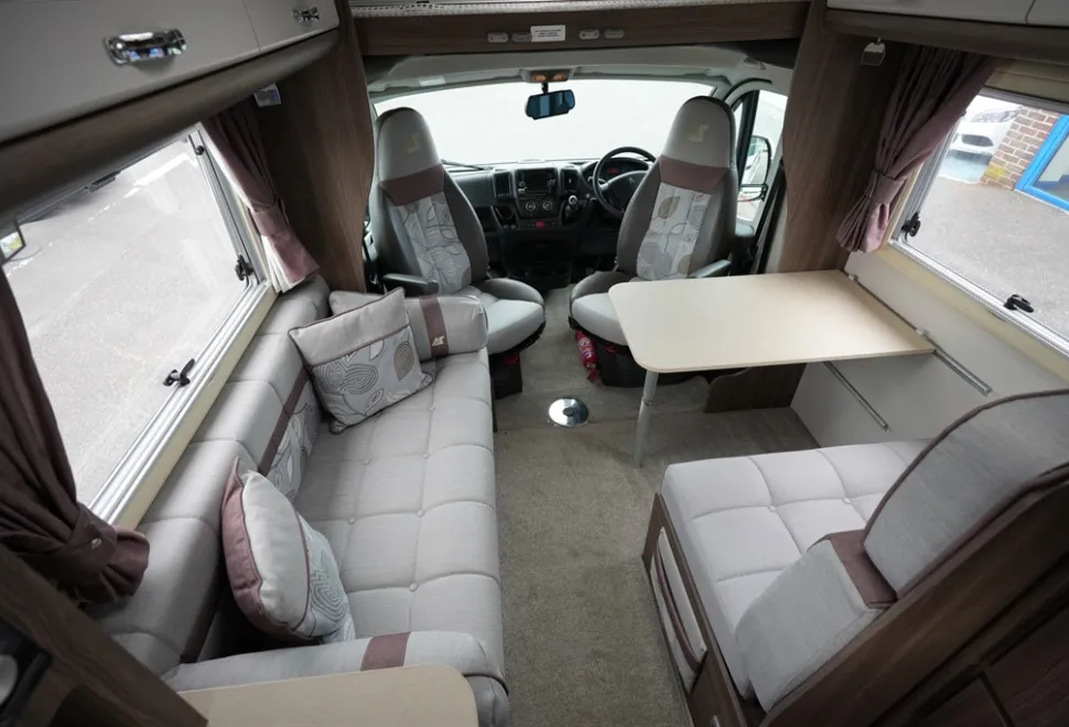 Auto-Sleepers Nuevo ES 2019