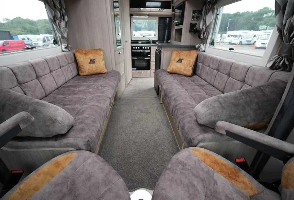 Auto-Sleepers Nuevo EK PLUS 2024