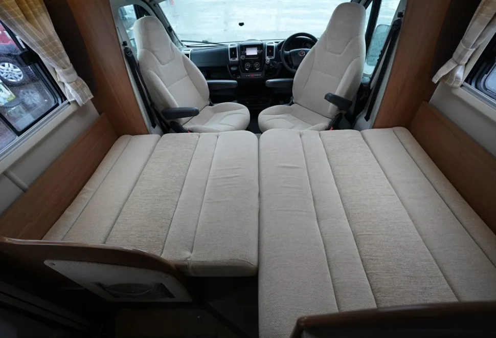 Autotrail Apache 632 2015