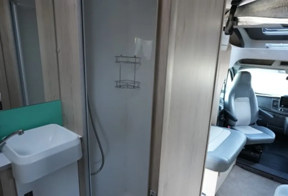 Autotrail F-Line F70  2022