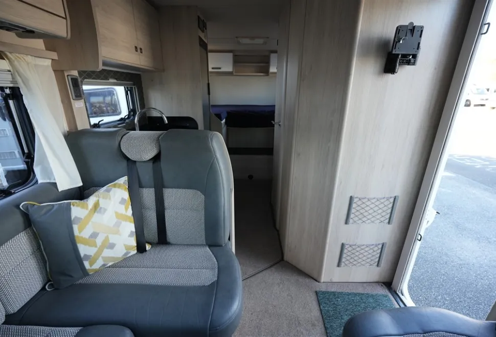 Autotrail F-Line F70  2022