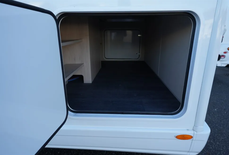 Autotrail F-Line F70  2022
