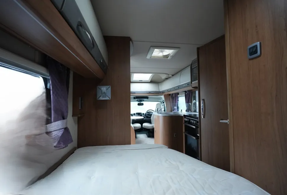Autotrail Tracker FB  2019