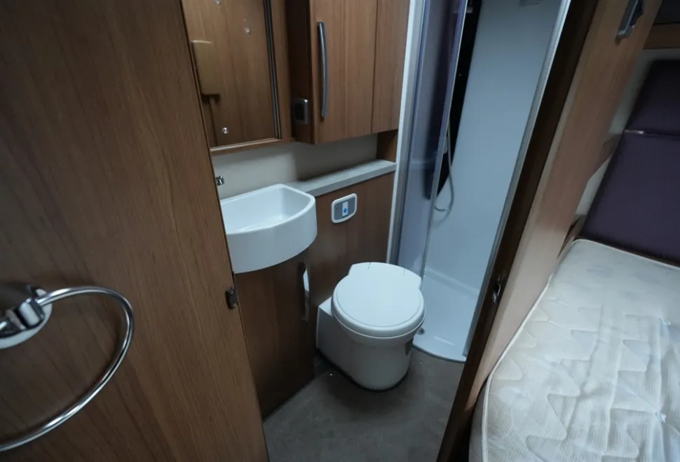 Autotrail Tracker FB  2019