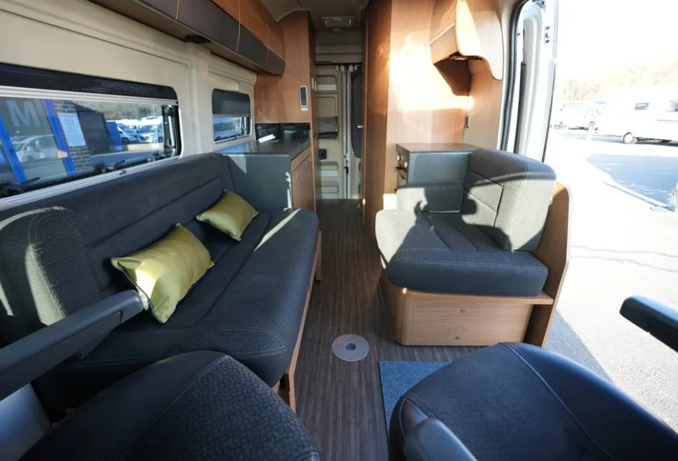 Autotrail V-Line 600 2014