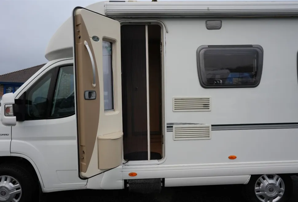 Bessacarr E460  2008