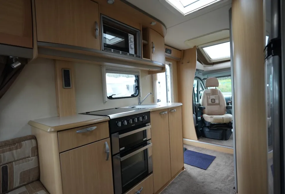 Bessacarr E520  2012