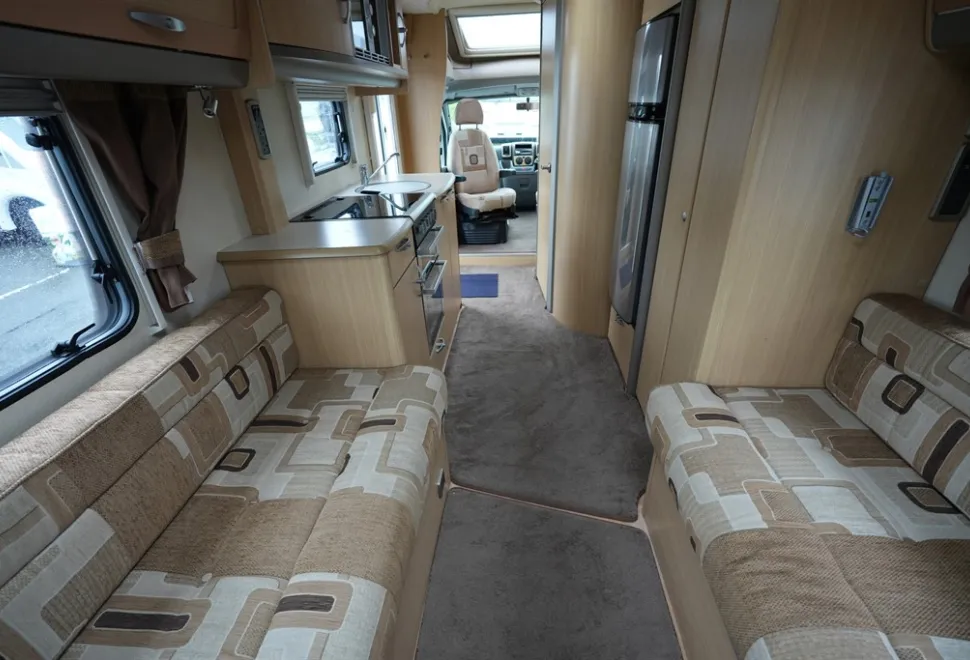 Bessacarr E520  2012
