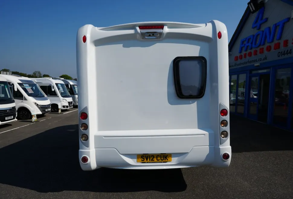 Bessacarr E572  2012