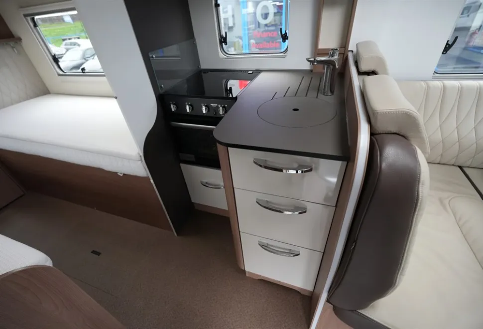 Burstner Ixeo T 720 2019