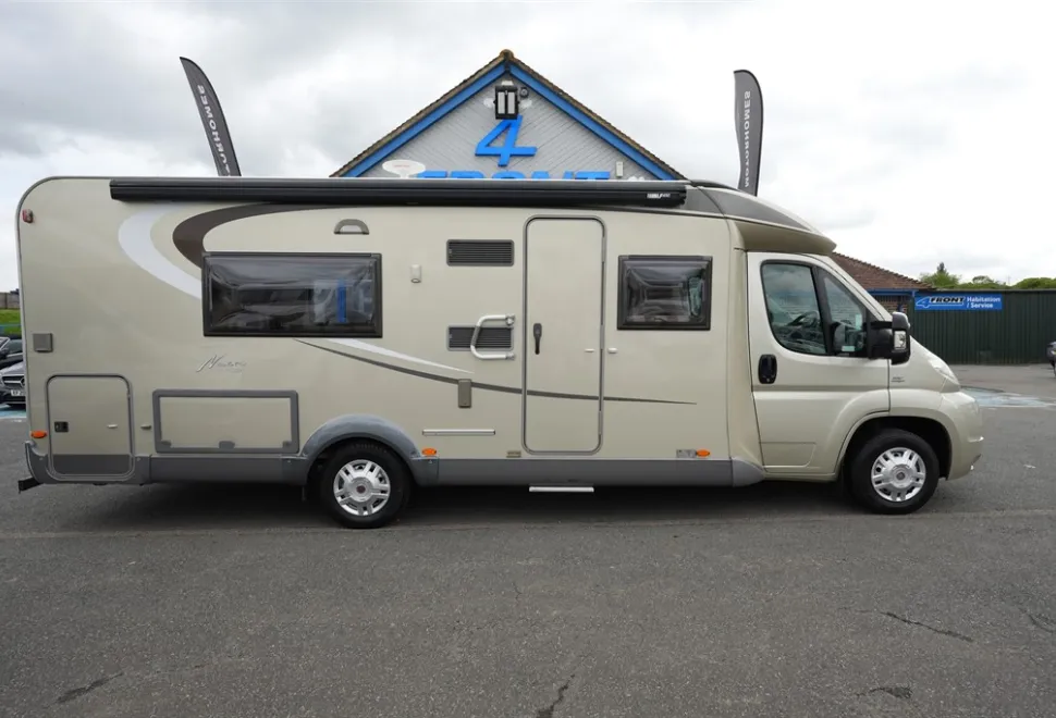 Burstner Nexxo T720 2011
