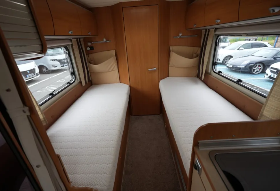 Burstner Nexxo T720 2011