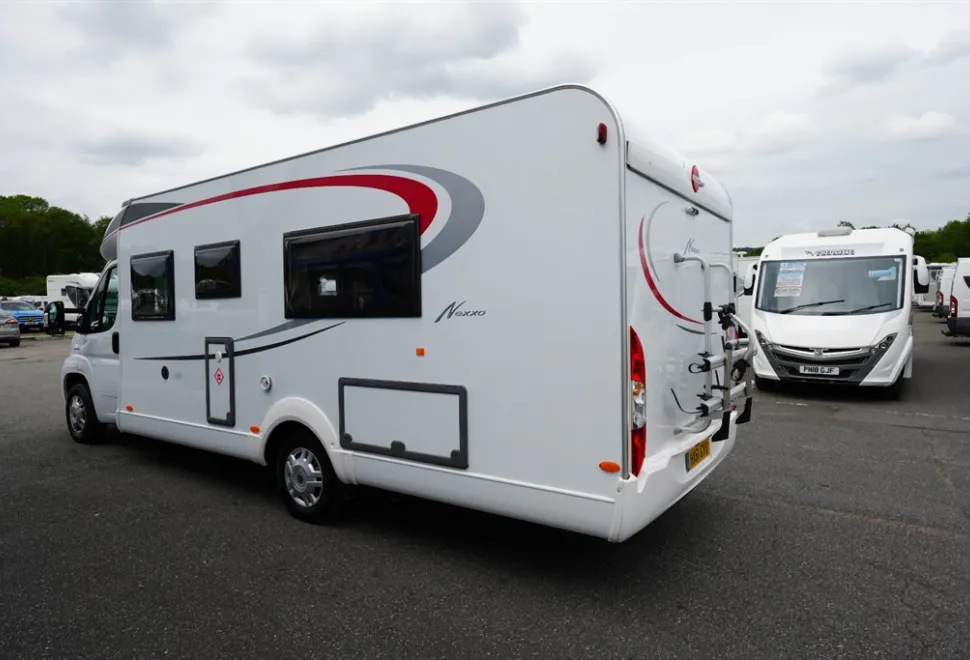 Burstner Nexxo T720 2011