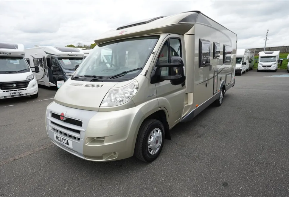 Burstner Nexxo T720 2011