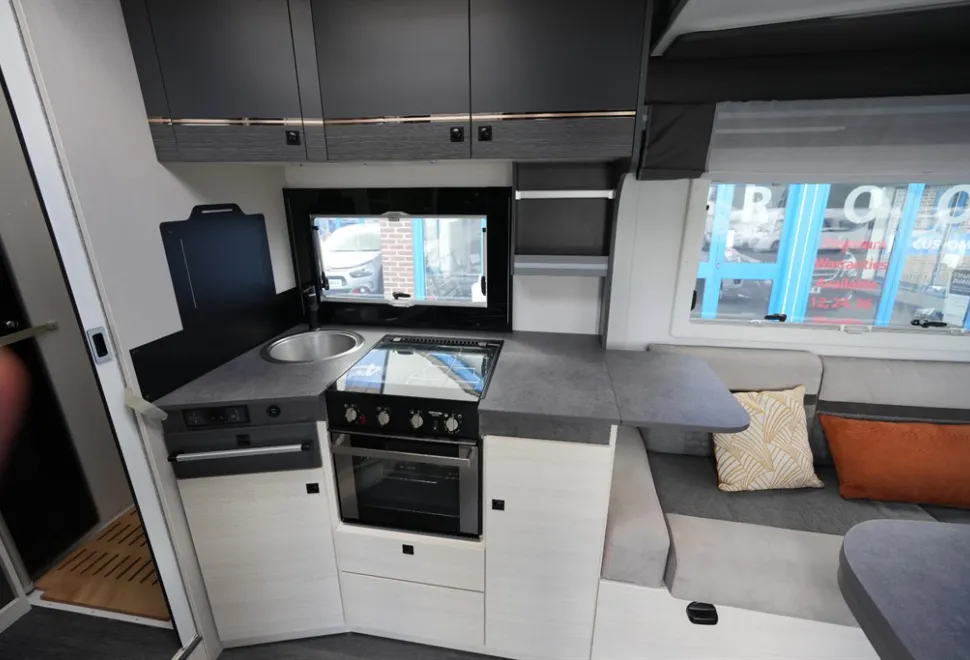 Chausson Titanium 640 PREMIUM 2022
