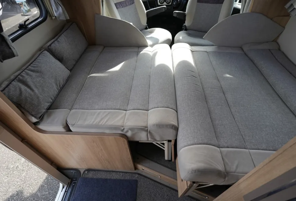 Elddis  IMPRESSA 194 2020