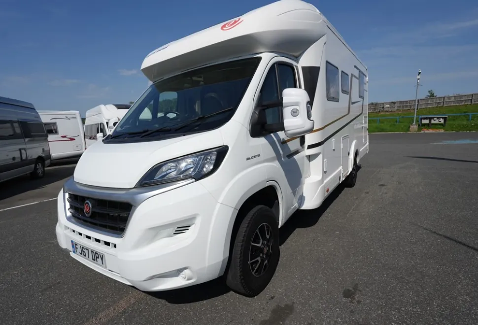 Eura Mobil Profila RS 725 QB  2017