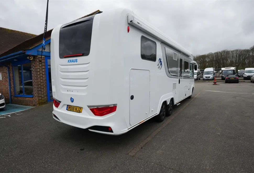 Knaus Sun i 900 LEG 2018