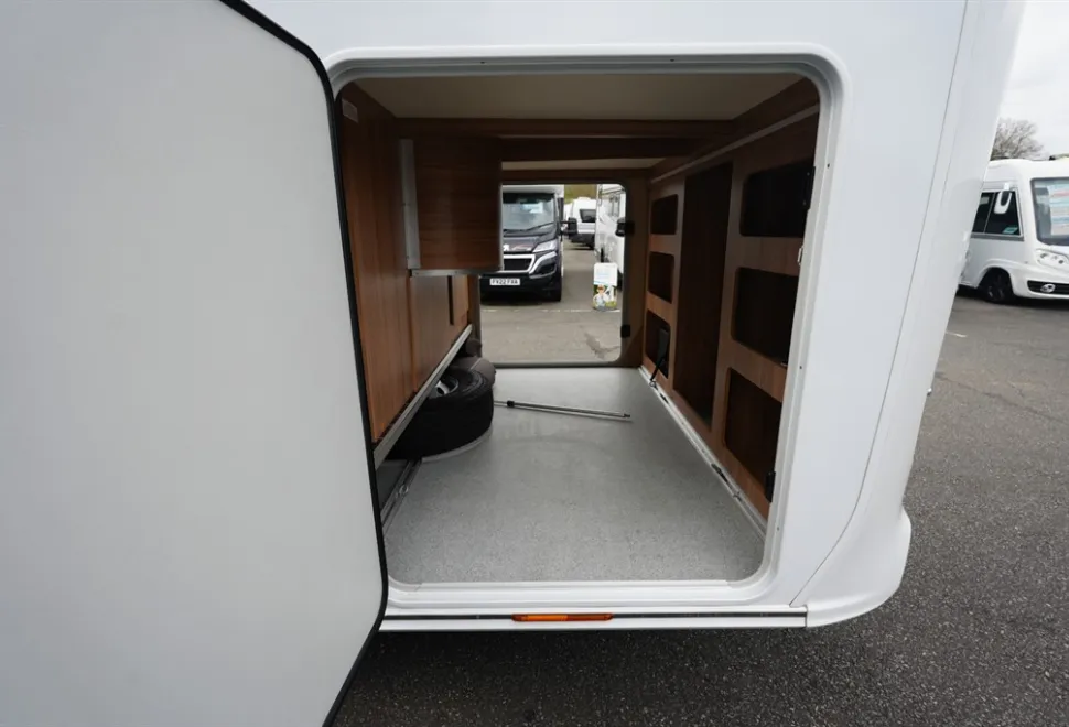Knaus Sun i 900 LEG 2018