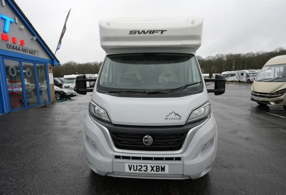 Swift Edge 494 2023