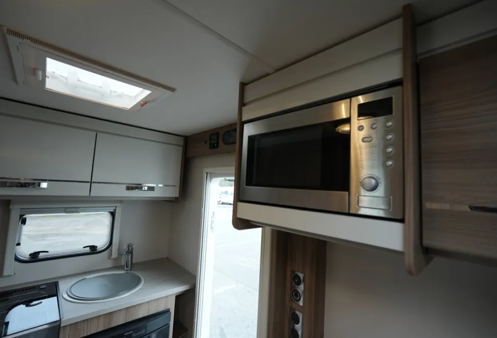 Swift Escape 624 2016