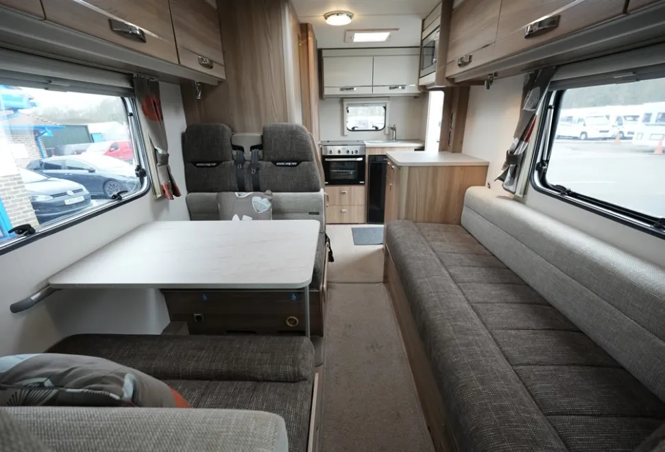 Swift Escape 624 2016